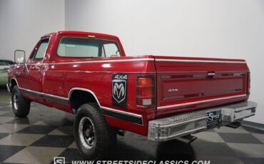 Dodge-Other-Pickups-Pickup-1985-Red-Red-114807-12