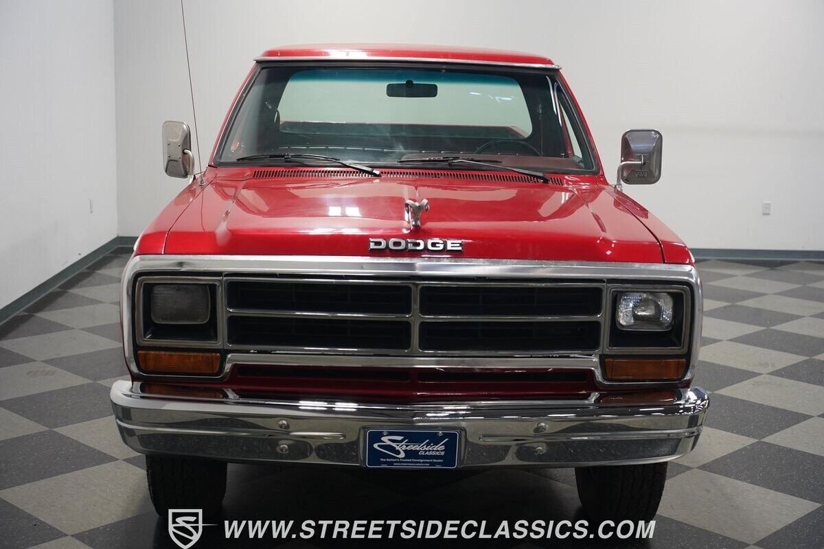 Dodge-Other-Pickups-Pickup-1985-Red-Red-114807-21