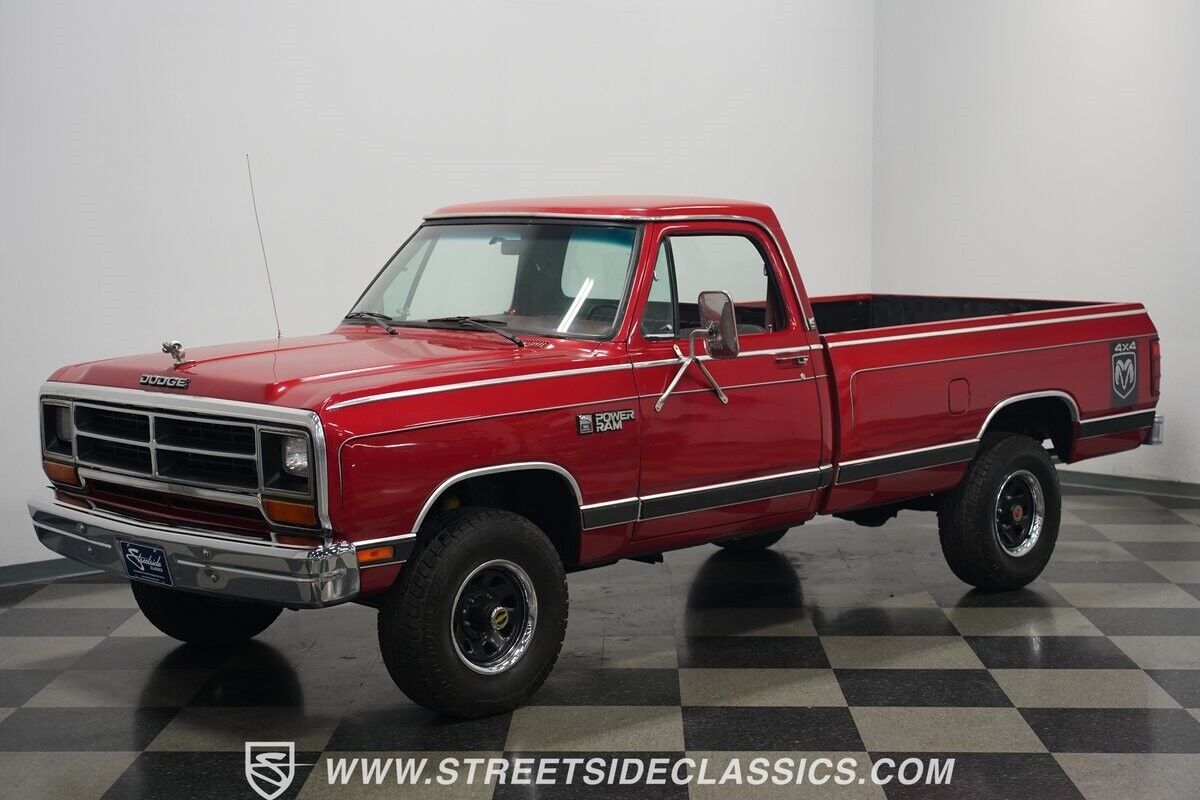 Dodge-Other-Pickups-Pickup-1985-Red-Red-114807-22