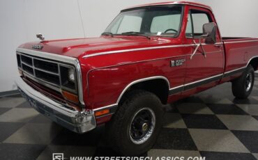 Dodge-Other-Pickups-Pickup-1985-Red-Red-114807-23