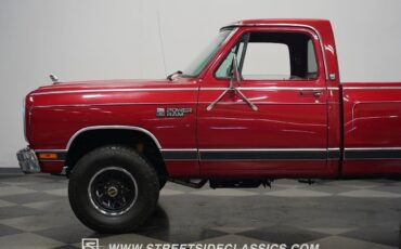 Dodge-Other-Pickups-Pickup-1985-Red-Red-114807-25