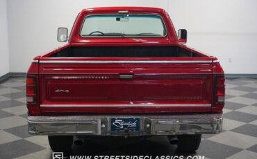 Dodge-Other-Pickups-Pickup-1985-Red-Red-114807-28