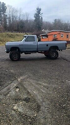 Dodge-Ram-1500-1985-Grey-138404-2