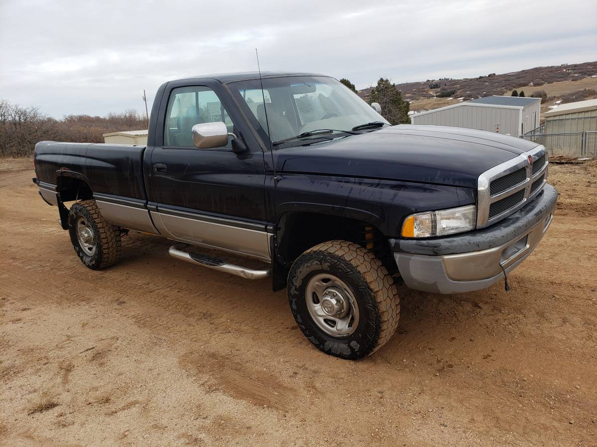 Dodge-Ram-2500-4x4-diesel-1995-2