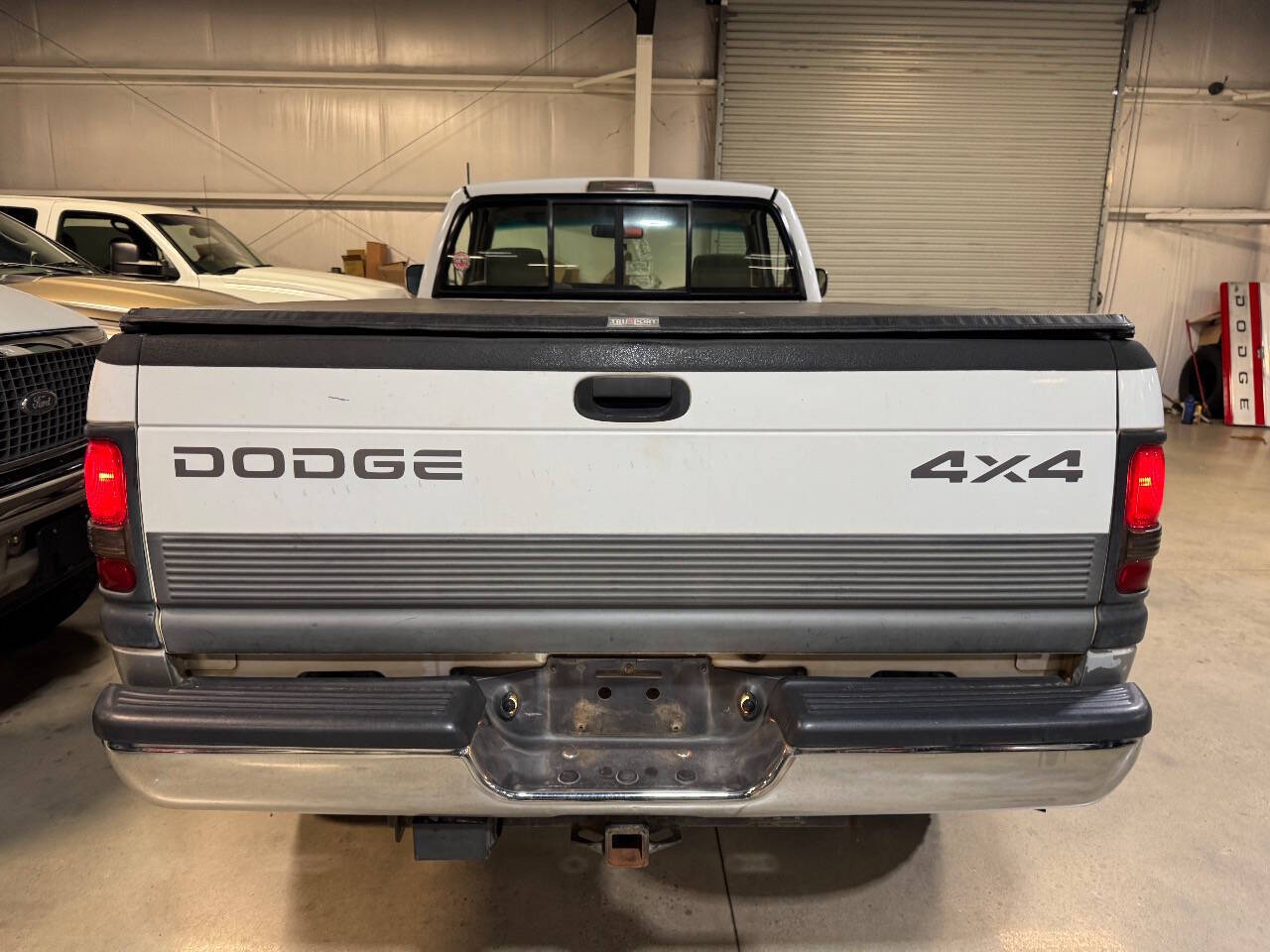 Dodge-Ram-2500-Pickup-1995-White-Gray-239551-10