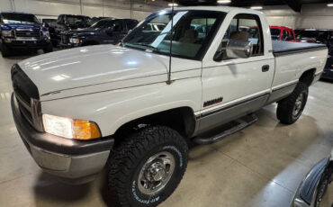 Dodge-Ram-2500-Pickup-1995-White-Gray-239551-7