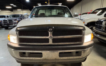 Dodge-Ram-2500-Pickup-1995-White-Gray-239551-9