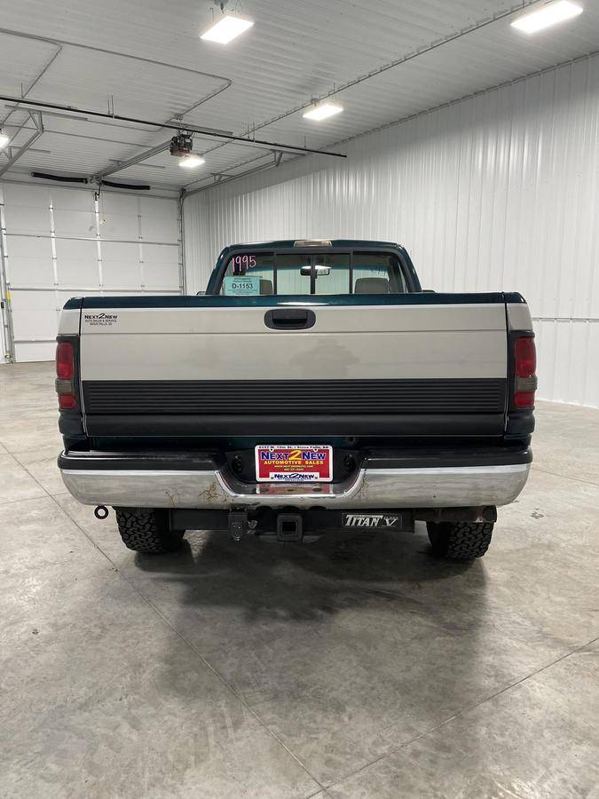 Dodge-Ram-2500-regular-cab-1995-2