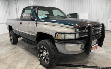 Dodge-Ram-2500-regular-cab-1995-6