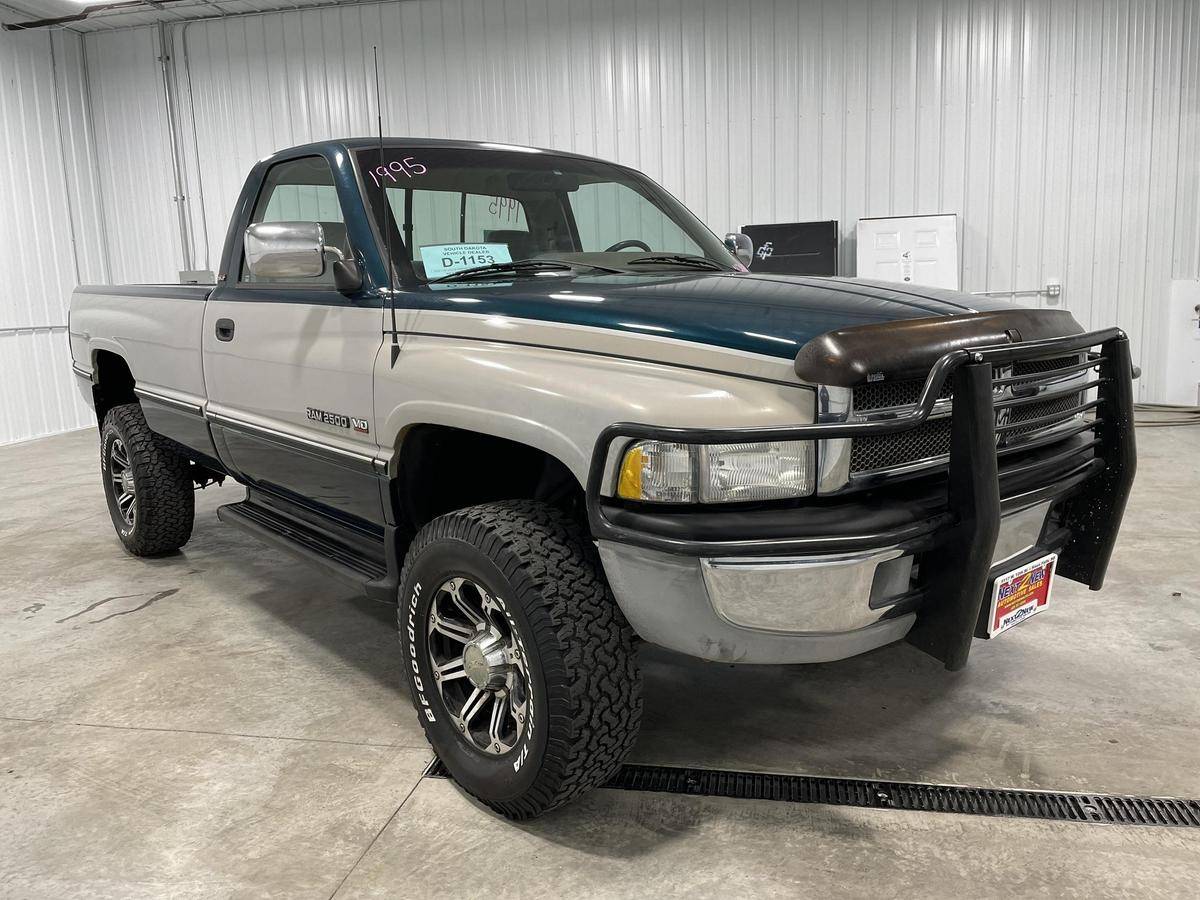 Dodge-Ram-2500-regular-cab-1995-6