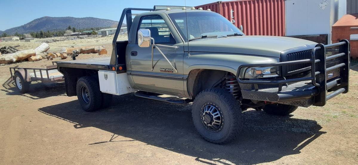 Dodge-Ram-3500-diesel-1995-1