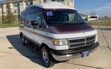 Dodge-Ram-van-2500-1995-5