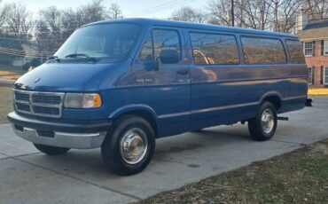 Dodge-Ram-van-3500-1994-70811-5