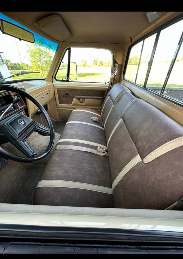 Dodge-Ram-w250-1987-5