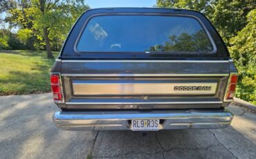 Dodge-Ramcharger-SUV-1986-6