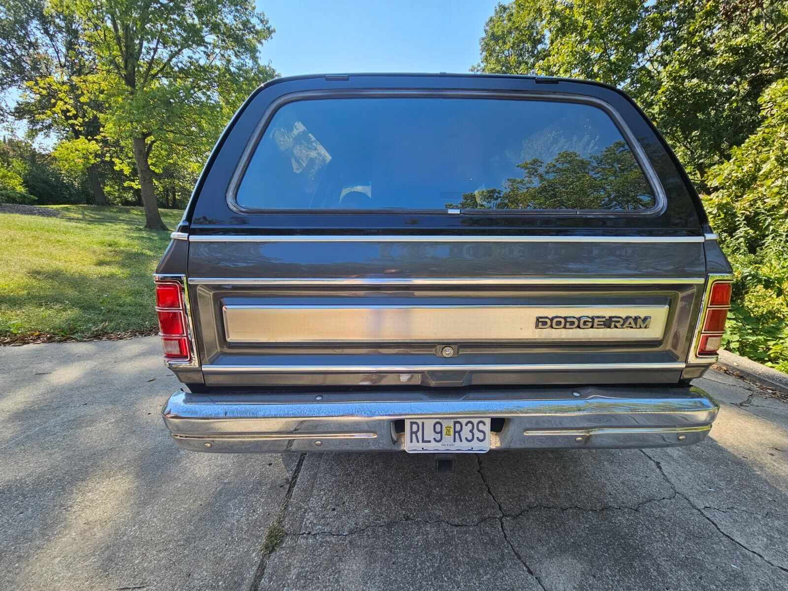 Dodge-Ramcharger-SUV-1986-6