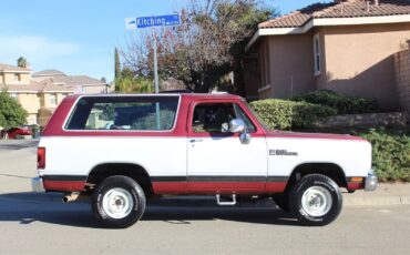 Dodge-Ramcharger-SUV-1989-2