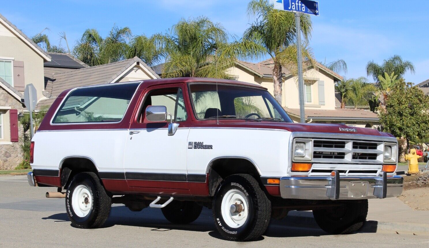 Dodge-Ramcharger-SUV-1989-3