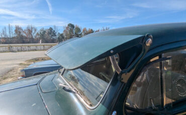 Dodge-Sedan-Berline-1940-Green-Beige-18567-7