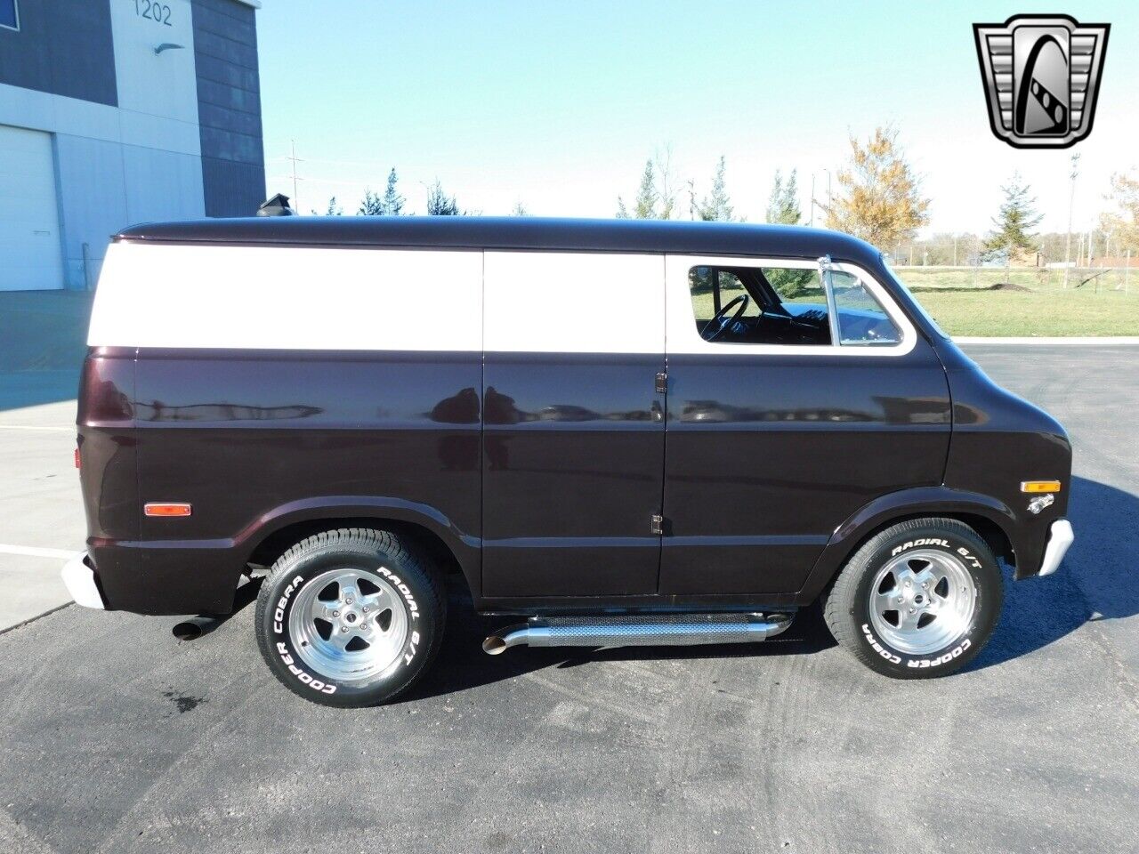 Dodge-Sportsman-Van-1973-6