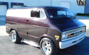 Dodge-Sportsman-Van-1973-7