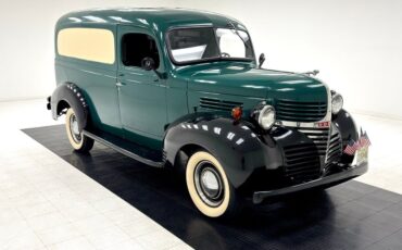 Dodge-VC-Series-Van-1940-6