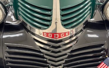 Dodge-VC-Series-Van-1940-8