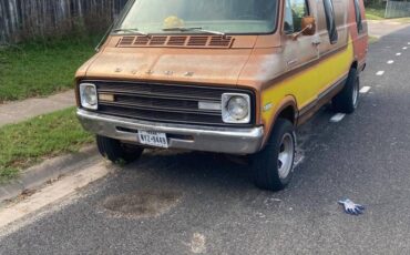 Dodge-Van-1977-custom-16093400-1