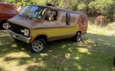 Dodge-Van-1977-custom-16093400-3