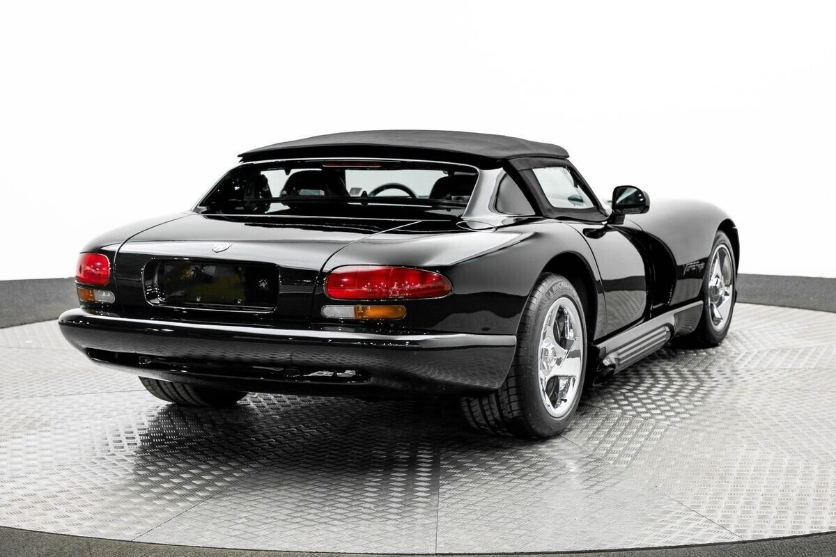 Dodge-Viper-1994-Black-77231-4