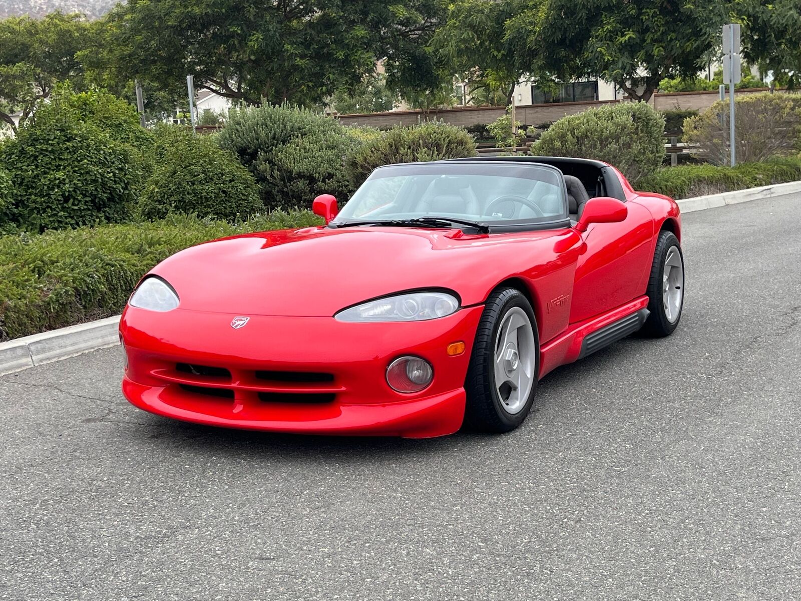 Dodge-Viper-1994-Red-Black-31144-3