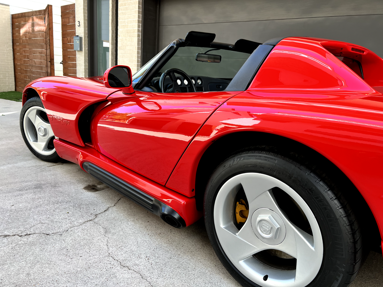 Dodge-Viper-Cabriolet-1995-Red-Gray-8438-2