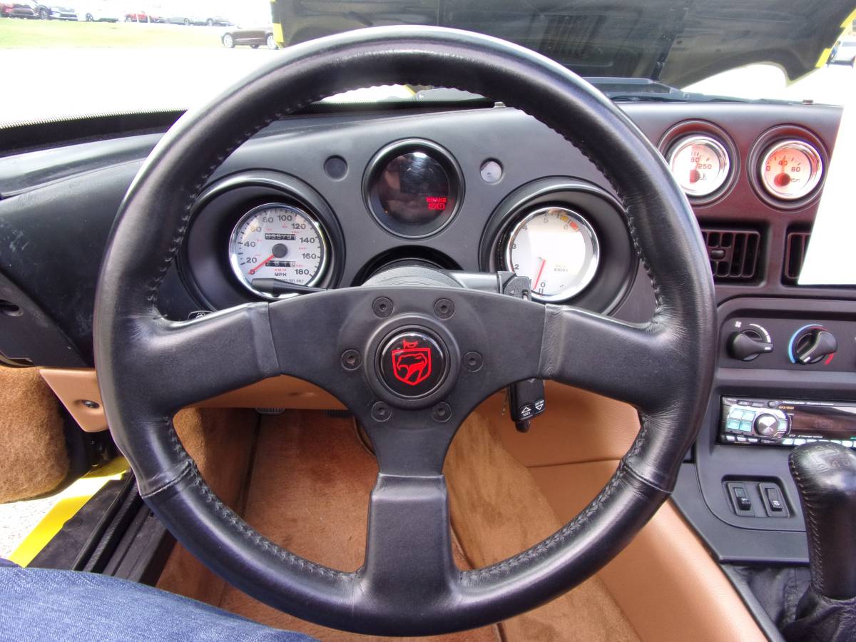 Dodge-Viper-rt10-1995-yellow-57479-16