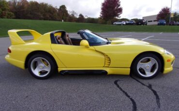 Dodge-Viper-rt10-1995-yellow-57479-2