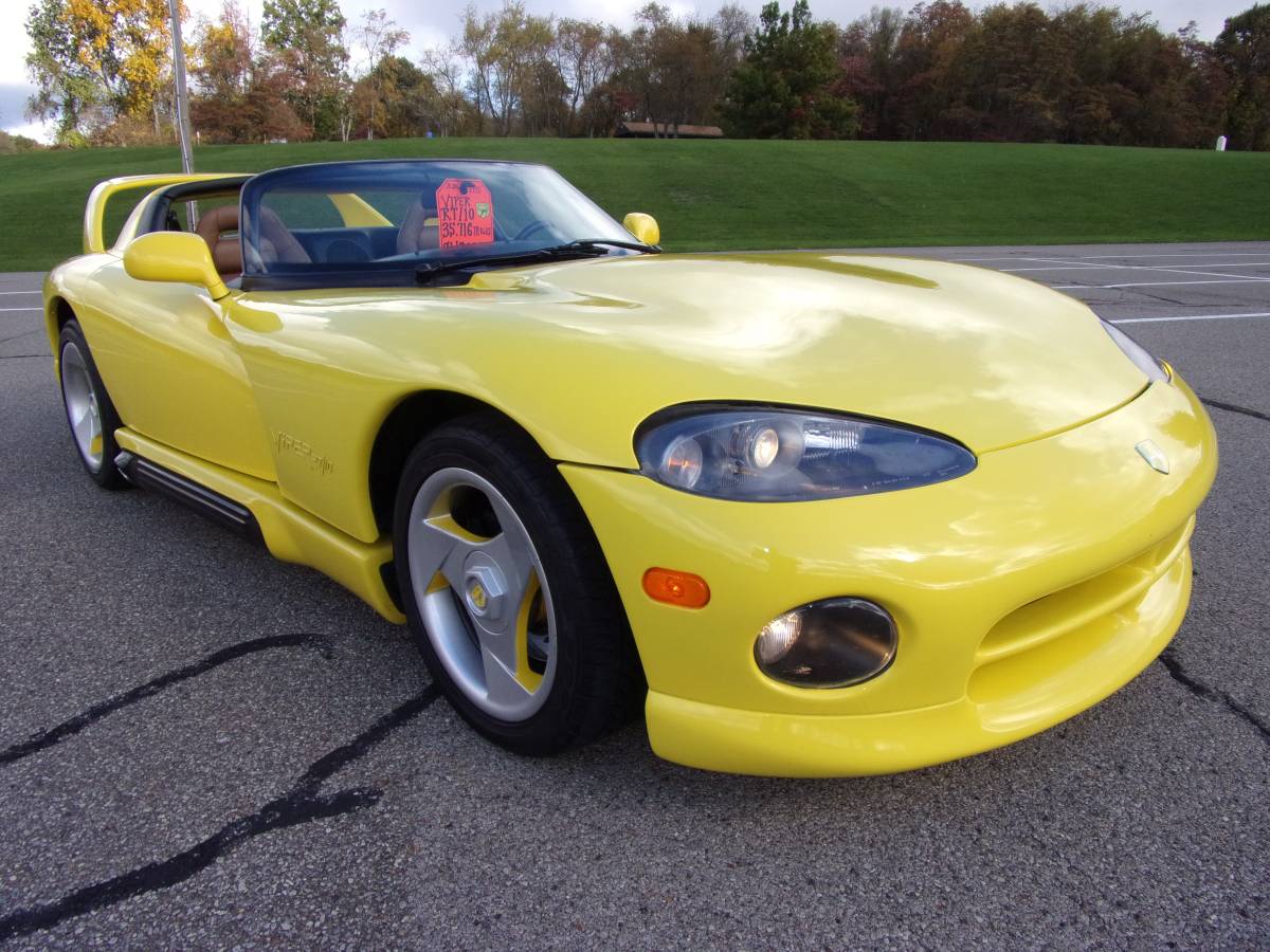 Dodge-Viper-rt10-1995-yellow-57479