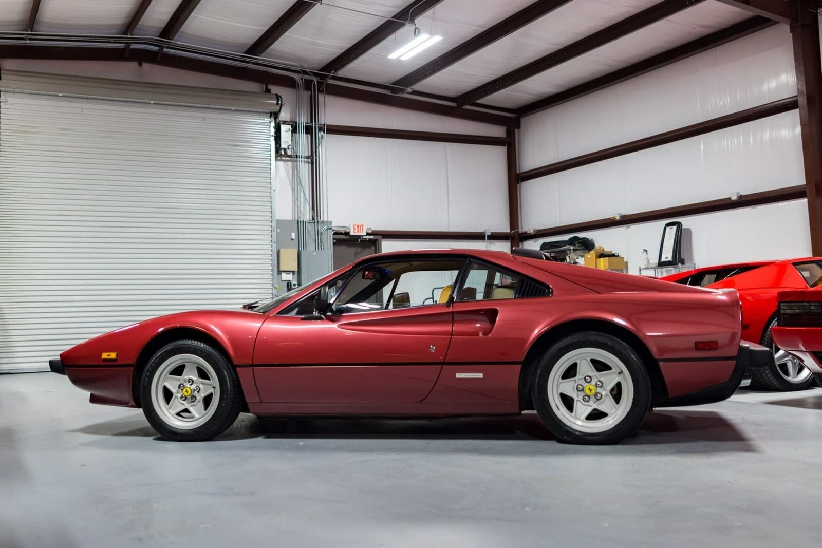 Ferrari-308-1983-5