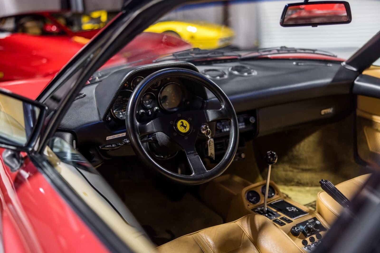 Ferrari-308-1983-9