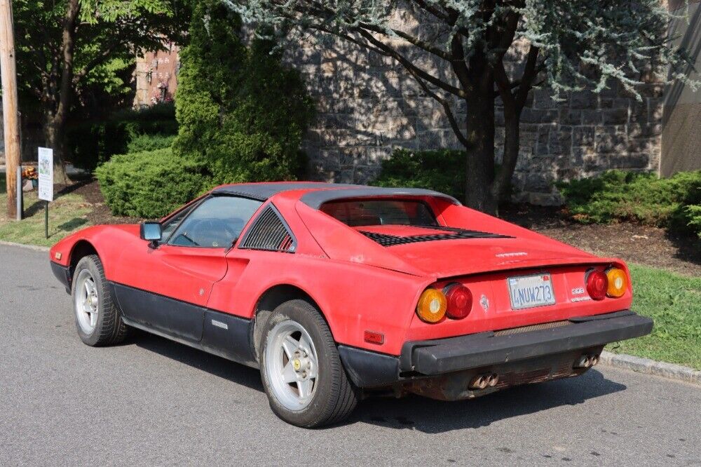 Ferrari-308GTS-1985-Red-Black-0-5