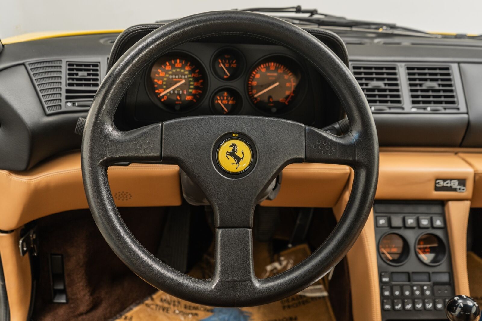 Ferrari-348-Coupe-1991-13