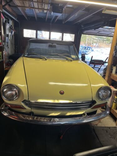 Fiat-124-Spider-Cabriolet-1969-Yellow-Black-756406-4