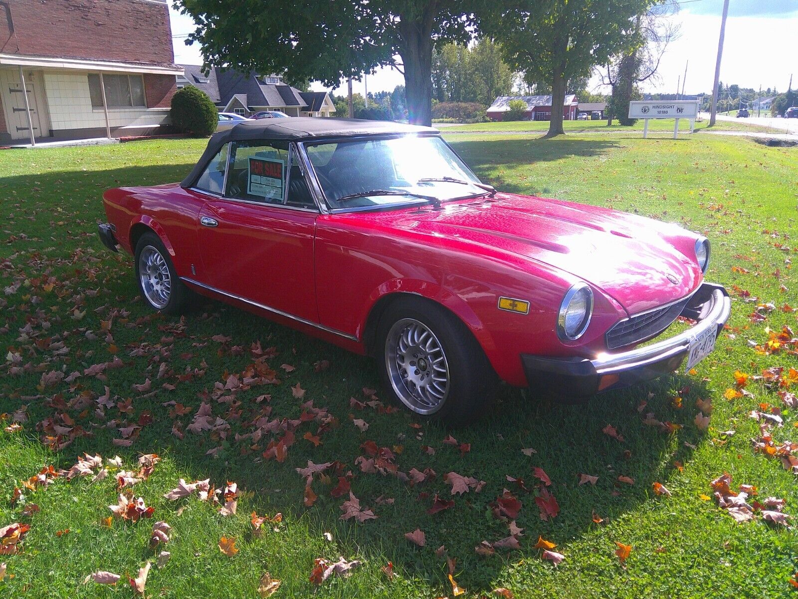 Fiat-124-Spider-Cabriolet-1981-Red-Black-90767-3