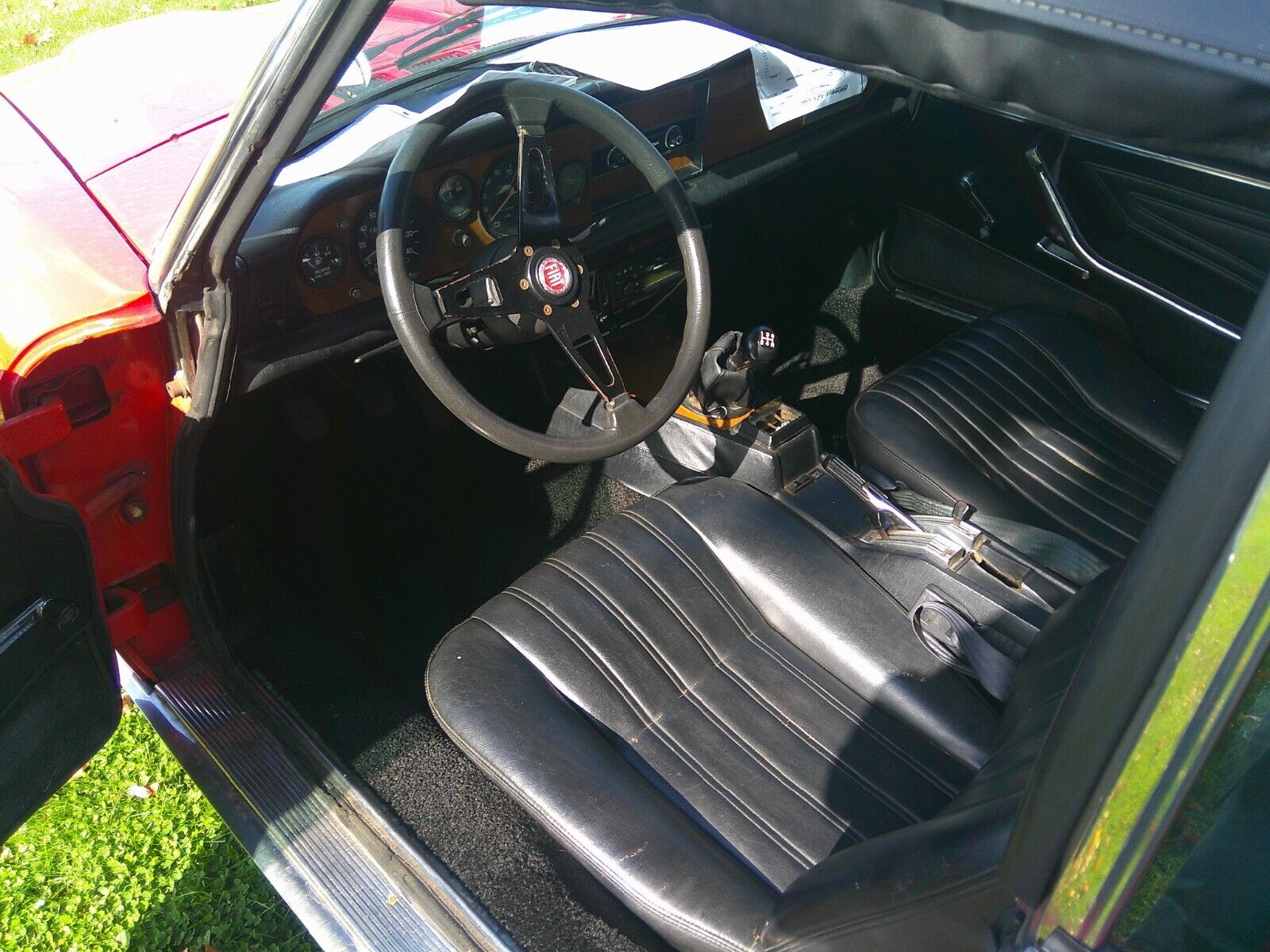 Fiat-124-Spider-Cabriolet-1981-Red-Black-90767-6