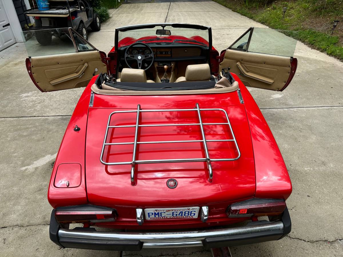 Fiat-124-spider-1979-red-117482-1