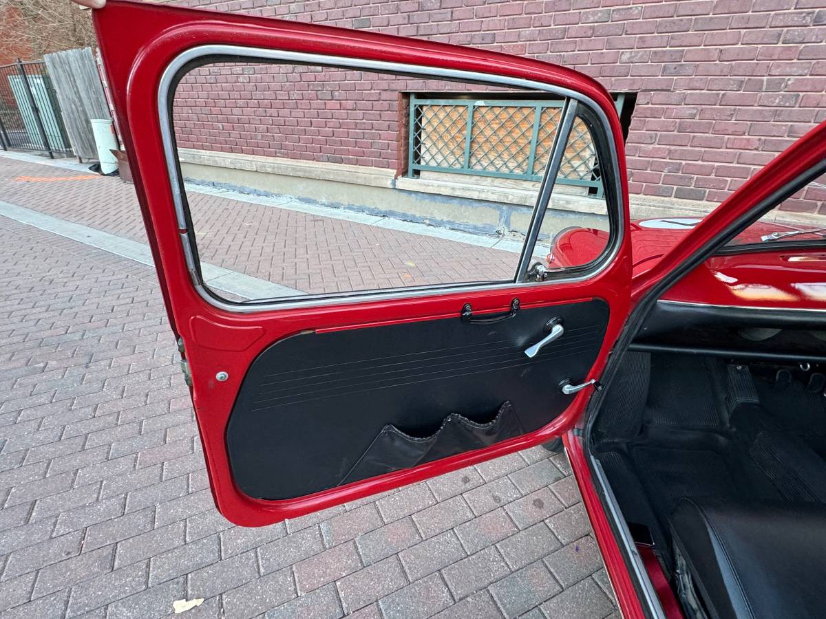 Fiat-600-fastback-1969-red-48786-8