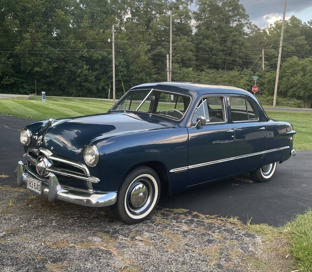 Ford-1949-blue-102998-1