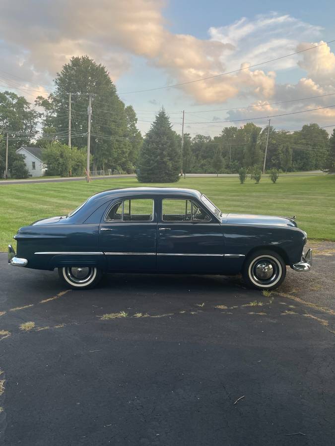 Ford-1949-blue-102998-4