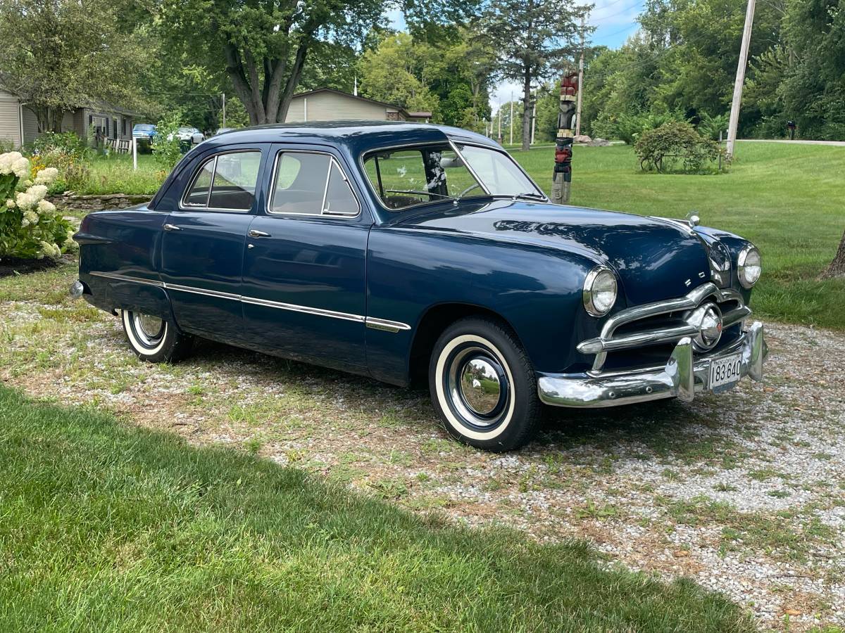 Ford-1949-blue-102998