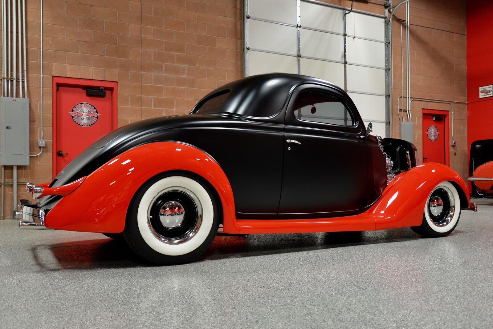 Ford-3-Window-Coupe-1936-Black-Rerd-Leather-3187-35