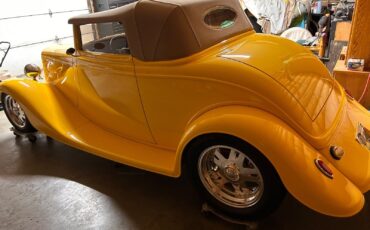 Ford-40-Cabriolet-1933-Viper-Race-Yellow-Tan-Saddle-201-2