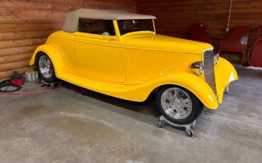 Ford-40-Cabriolet-1933-Viper-Race-Yellow-Tan-Saddle-201-3